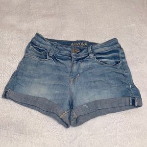 Juniors denim shorts by Arizona Jeans